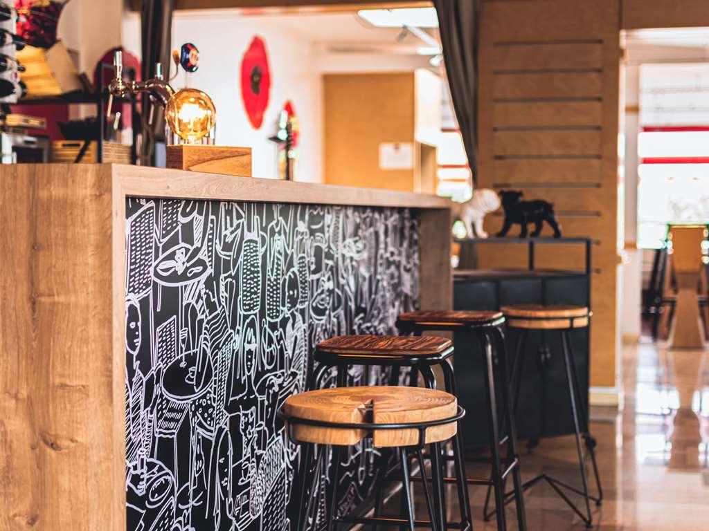 Ibis Saint Brieuc Yffiniac Hotel Bagian luar foto