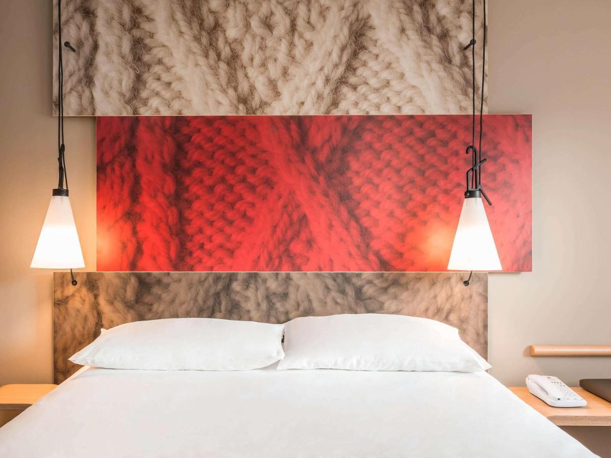 Ibis Saint Brieuc Yffiniac Hotel Bagian luar foto